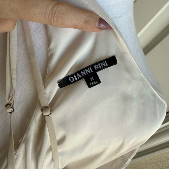 Gianni Bini off white long formal dress - Picture 6 of 6